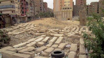 مدينة الرب والعلم في طي النسيان.. آثار المطرية عرضة للسرقة.. والأهالي: عشمانين في أي حاجة