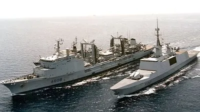 سر وجود فرقاطة فرنسية شرقي البحر المتوسط