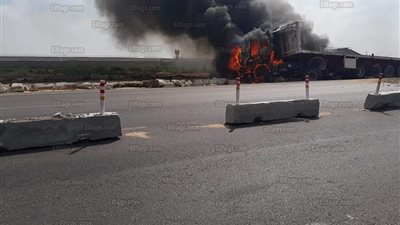 حريق يلتهم سيارة نقل بدمياط 