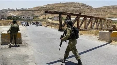 إغلاق الضفة الغربية وغزة بمناسبة 