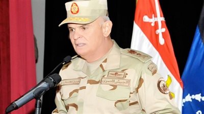 عاجل.. رئيس الأركان يشهد إحدى المراحل الرئيسية لتدريبات 