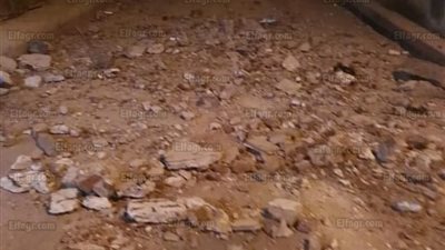 انهيار سطح عقار بالإسكندرية.. وحي وسط يقرر الإخلاء (صور) 