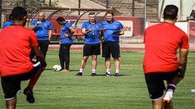 تدريبات خاصة في الأهلي على ركلات الترجيح