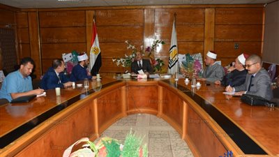 جامعة أسيوط تُعلن عن إطلاق مبادرة لبناء الإنسان فكريا وثقافيا في صعيد مصر  