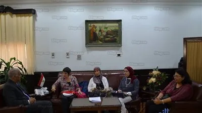 رئيس جامعة الإسكندرية يبحث التعاون مع 