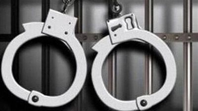 حبس ربة منزل ونجليها لقتلهم بائعا متجولا بالشرقية