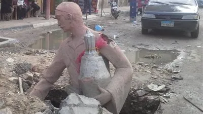 نائب دائرة ميناء البصل يكشف حقيقة اختفاء تمثال 