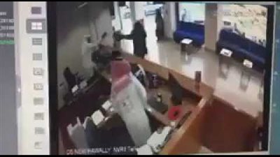 أحد البنوك الكويتية يتعرض لعملية سطو مسلح اليوم الخميس 