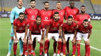 مباراة خماسية تثير أزمة في الأهلي قبل لقاء حوريا (فيديو وصور)