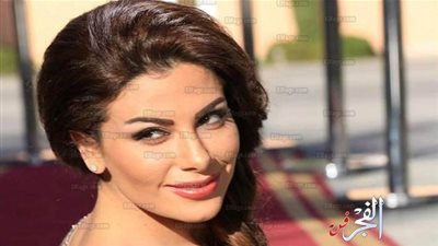 صبا مبارك تخطف الأنظار بإطلالتها في افتتاح مهرجان الجونة (صورة)