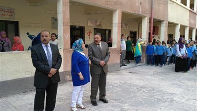 وكيل تعليم الإسكندرية تتفقد عددًا من المدارس مع بدء العام الدراسي الجديد (صور)