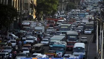 حادث بالكريمات وكثافات مرورية بالقاهرة والجيزة ثاني أيام الدراسة