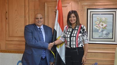 وزيرة الهجرة تلتقي رئيس الجالية المصرية بروسيا 