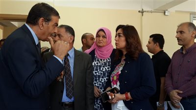 محافظ دمياط تحيل مدير إدارة تعليمية للتحقيق في أول يوم دراسي 