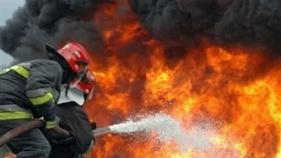 السيطرة على حريق هائل في عقار وسط الإسكندرية 