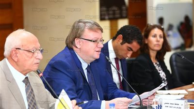 في ورشة العمل الأولى لتطوير التعاونيات.. 