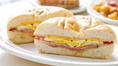 وفاة ابنة مليونير بريطاني بعد تناول سندوتش في مطار بلندن