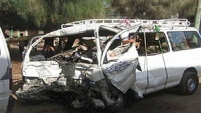 مصرع شخصين وإصابة 13 آخرين في حادثي تصادم بالبحيرة