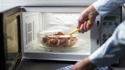 أطعمة احذري تسخينها في الميكروويف