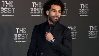 عاجل.. محمد صلاح أول عربي وإفريقي يتوج بجائزة بوشكاش 