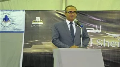 هيثم الحاج ومحافظ كفر الشيخ يفتتحان المعرض الثاني للكتاب (صور) 