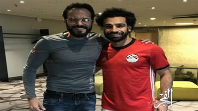 يوسف الشريف لصلاح بعد فوزه بجائزة 