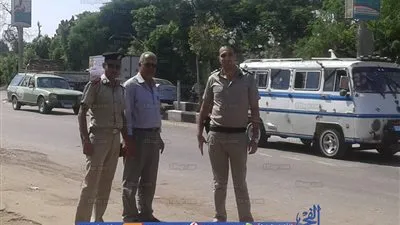 بيئة الدقهلية تفحص 98 سيارة بينهم 11 مخالف للعوادم (صور)