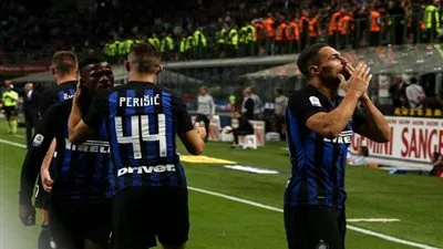 أهداف مباراة - إنتر ميلان 2 × 1 فيورنتينا