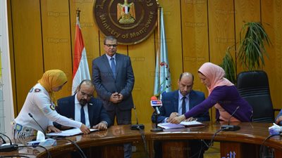 وزير القوي العاملة: بروتوكول لرفع كفاءة ومهارات العاملين لتعظيم إنتاجيتهم بمنحة مجانية‎(صور)