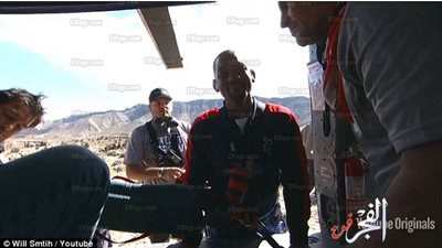 ويل سميث يخاطر بحياته احتفالا بعيد ميلاده