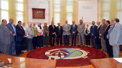 مجلس جامعة الفيوم يعقد اجتماعه رقم 152