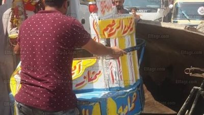 إزالة الإشغالات أمام المدارس بالهرم (صور)