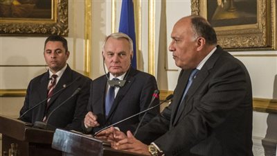 عاجل.. وزير الخارجية يبحث مع نظيره الفرنسي سبل تطوير العلاقات الثنائية