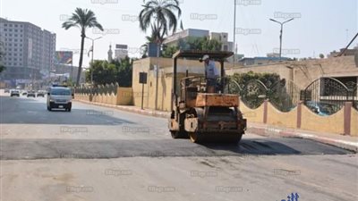 إنشاء ٥ مطبات صناعية بشارع البحر بطنطا (صور)