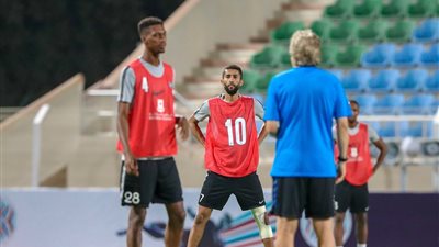 الهلال السعودي يختتم استعداداته لمواجهة الشباب العماني بالبطولة العربية