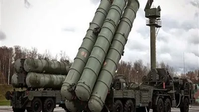 لافروف: روسيا بدأت بالفعل تزويد سوريا بمنظومة 