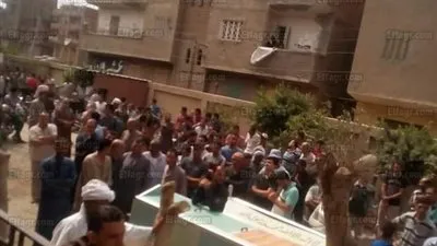 تشييع جنازة 5  ضحايا انقلاب جرار زراعي داخل مياه مصرف بديرب نجم بالشرقية (صور)