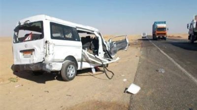 مصرع صحفية وإصابة اثنين آخرين بحادث بطريق 