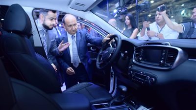 وزير التجارة والصناعة يشيد بالحضور القوى للشركات العالمية في 