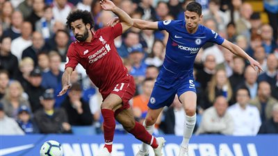 عاجل - محمد صلاح يودع مباراة ليفربول وتشيلسي (فيديو)