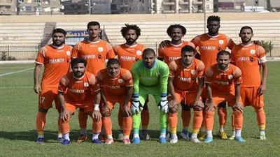 فاركو بدون راحة استعدادا لأبو قير للأسمدة بالكأس