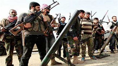 المرصد السوري: فصائل مسلحة بإدلب تعتزم سحب أسلحتها الثقيلة