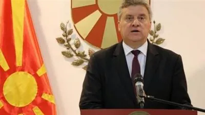 رئيس وزراء مقدونيا يدلي بصوته فى الاستفتاء حول تغيير اسم البلاد