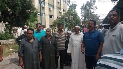 تجمهر مزارعي القنطرة احتجاجًا على انقطاع مياه الري (فيديو وصور)