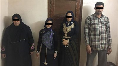 القبض على 3 نساء صحبة رجل داخل منزل بالمنيهلة‎