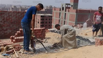 إزالة المباني المخالفة بالمنيب (فيديو وصور)