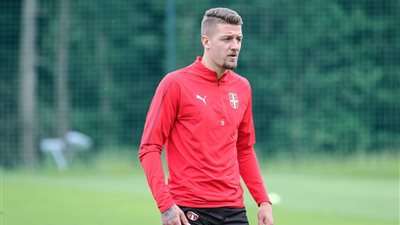 كبار الدوري الإنجليزي يتنافسون على خطف النجم الأول لـ لاتسيو