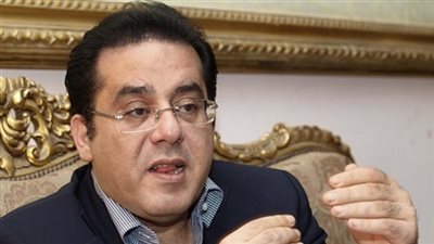 بعد بعثرة الأموال على فتيات الليل.. أيمن نور يطلب تمويل جديد لـ قناة الشرق