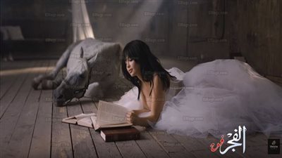 100 ألف مشاهدة لأغنية قمر اللبنانية الجديدة 