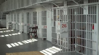 بسبب الأمطار الأخيرة.. 300 سجين يتحولون من مدنين إلى سجني صفاقس و قبلي‎